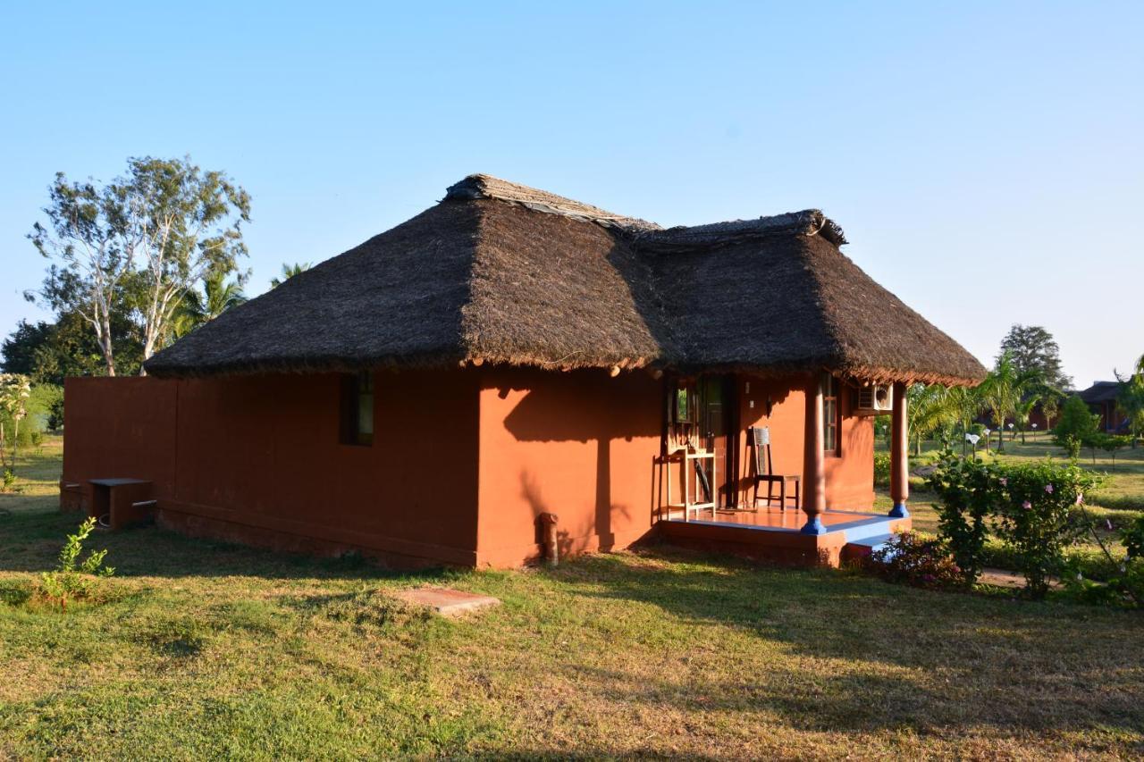 Red Earth Kabini Hotel Begūr Exterior foto